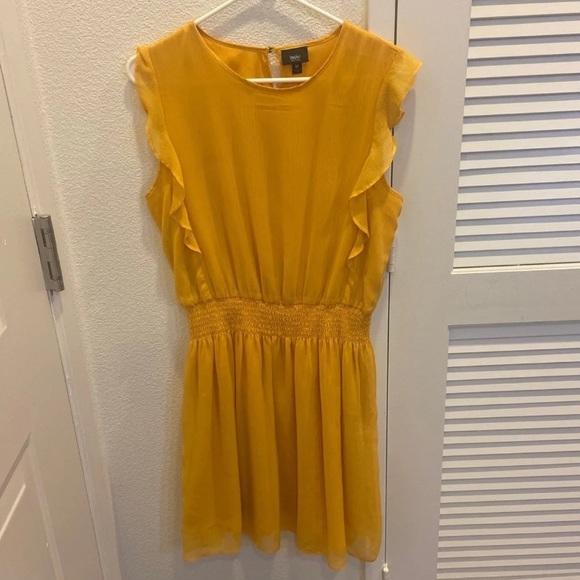 Dress - Picture 3 of 7